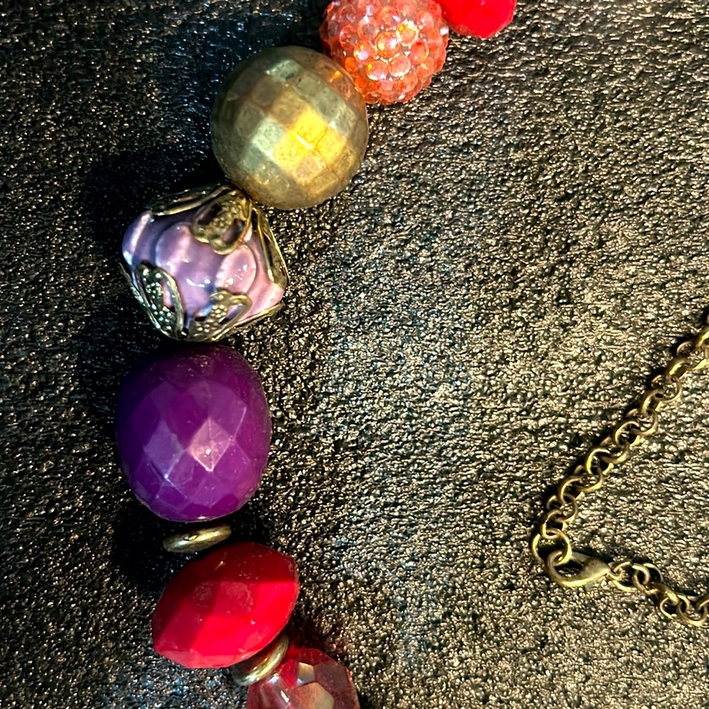 Lizard Thicket Necklace With Different Colored Be… - image 2